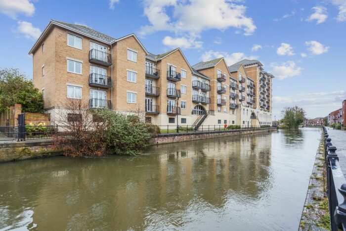 3 Bedroom Duplex To Rent In Gas Works Road Reading, RG1