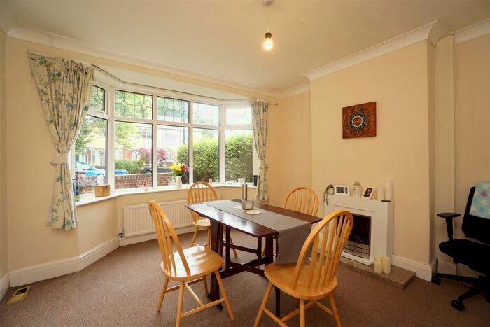 3 Bedroom Semi-Detached House To Rent In Montgomery Drive, Nether Edge, Sheffield, S7