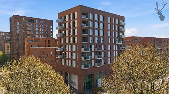 1 Bedroom Apartment To Rent In Devons Road, Bow, E3