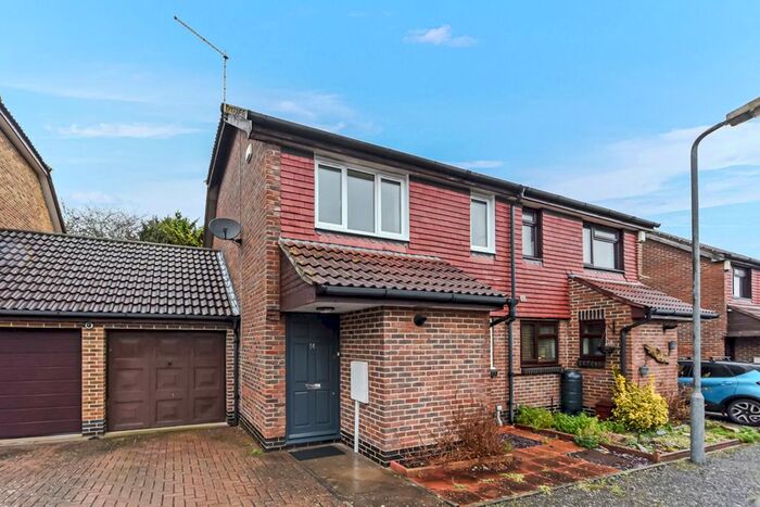 3 Bedroom Semi-Detached House To Rent In Peal Close, Hoo, Kent., ME3