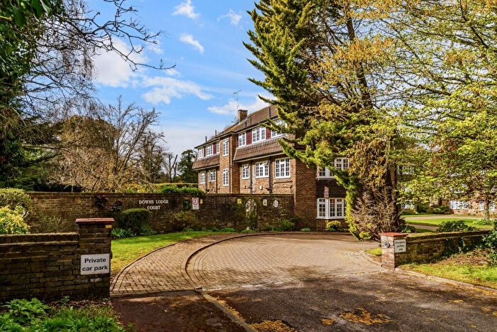 3 Bedroom Flat For Sale In Church Street, Epsom, KT17