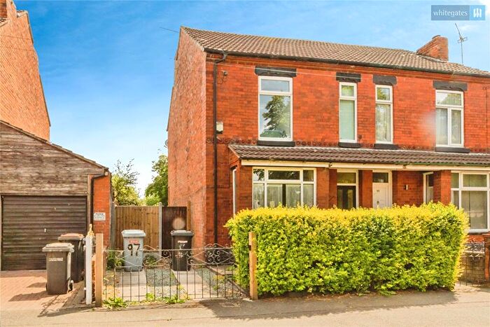 3 Bedroom Semi Detached House For Sale In Richmond Road, Crewe, Cheshire, CW1
