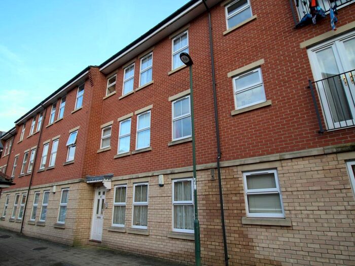2 Bedroom Flat To Rent In St. Mary Street, Southampton, Hampshire, SO14