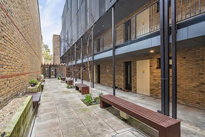 1 Bedroom Flat For Sale In Juxon Street, Kennington, SE11