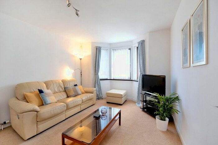 2 Bedroom Flat To Rent In Erroll Street, Aberdeen, AB24