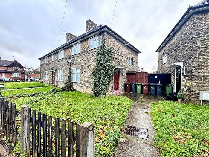 2 Bedroom Semi-Detached House To Rent In Wood Lane, Dagenham, RM8