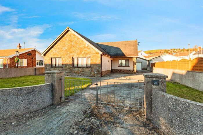 5 Bedroom Detached House For Sale In Maenor Helyg, Pembrey, Burry Port, Carmarthenshire, SA16