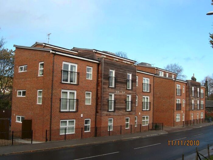 2 Bedroom Flat To Rent In St Ann's Place, Kirkstall Lane, LS5