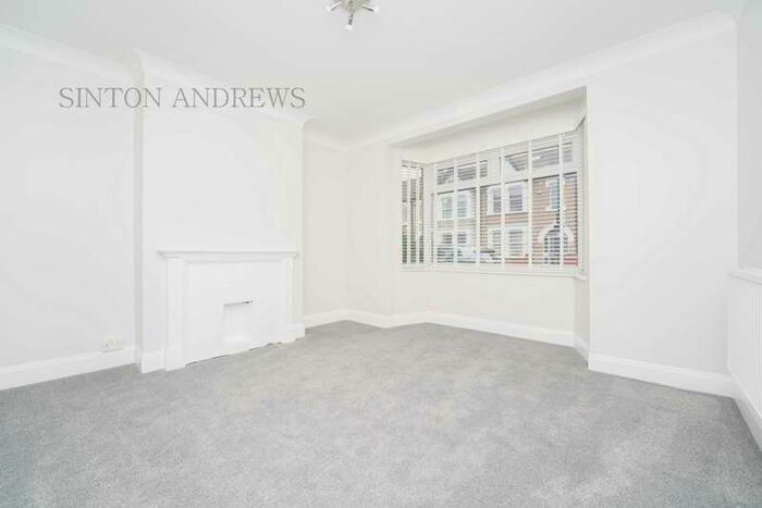 3 Bedroom House To Rent In Drayton Bridge Road, Hanwell, W7