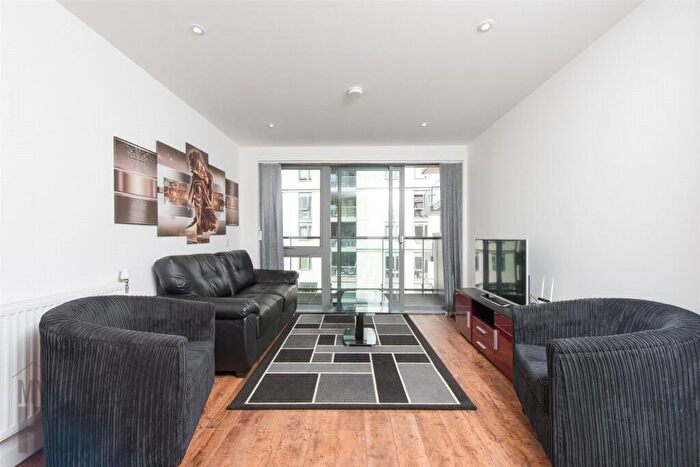 1 Bedroom Apartment To Rent In Upper North Street, London, E14