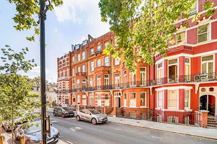 2 Bedroom Flat To Rent In Bramham Gardens, Earls Court, SW5