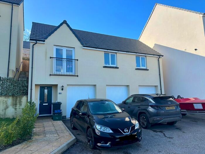 2 Bedroom Detached House For Sale In Tawny Road, Newton Abbot, TQ12