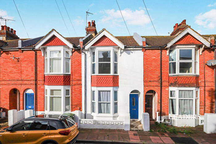 2 Bedroom Terraced House To Rent In Melbourne Road, BN22