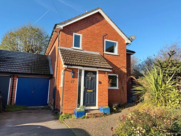 4 Bedroom Detached House For Sale In Kings Orchard, Brightwell-Cum-Sotwell, OX10