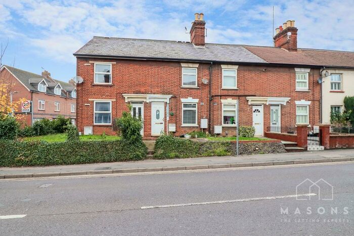 2 Bedroom Terraced House To Rent In Nightingale Road, Hitchin, SG5