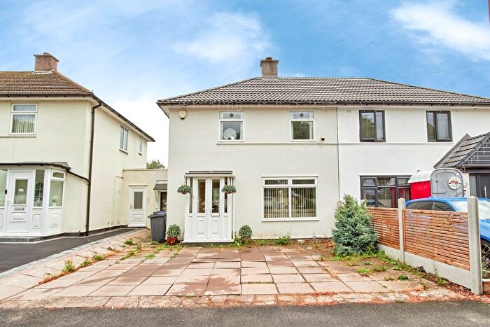 2 Bedroom Semi Detached House For Sale In Cofton Road, Birmingham, West Midlands, B31