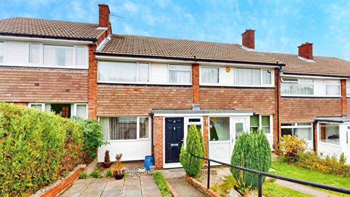 3 Bedroom Terraced House For Sale In Windmill Crescent, Northowram, Halifax, HX3