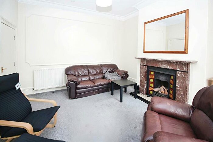 5 Bedroom Terraced House To Rent In Queens Road, Jesmond, Newcastle Upon Tyne, NE2