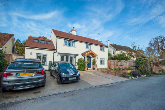 4 Bedroom Detached House To Rent In Chapmore End, Ware, SG12