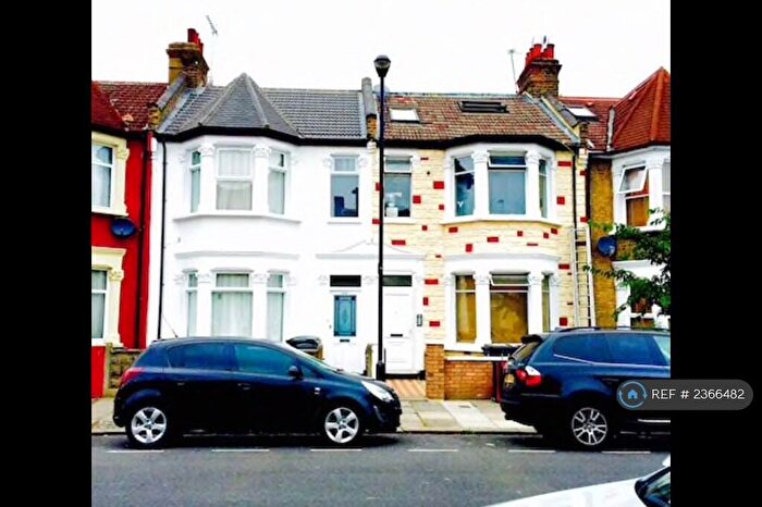 Studio To Rent In London, London, N22