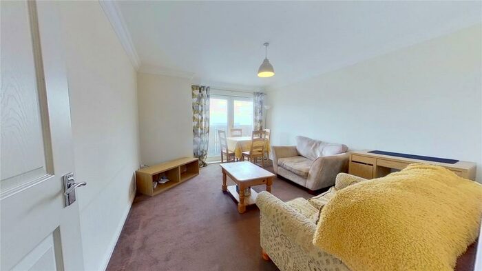 2 Bedroom Flat To Rent In Possil Road, Glasgow, G4