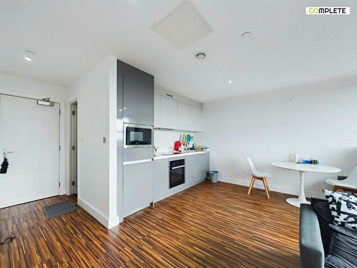 1 Bedroom Apartment For Sale In Westpoint, Old Trafford, M16