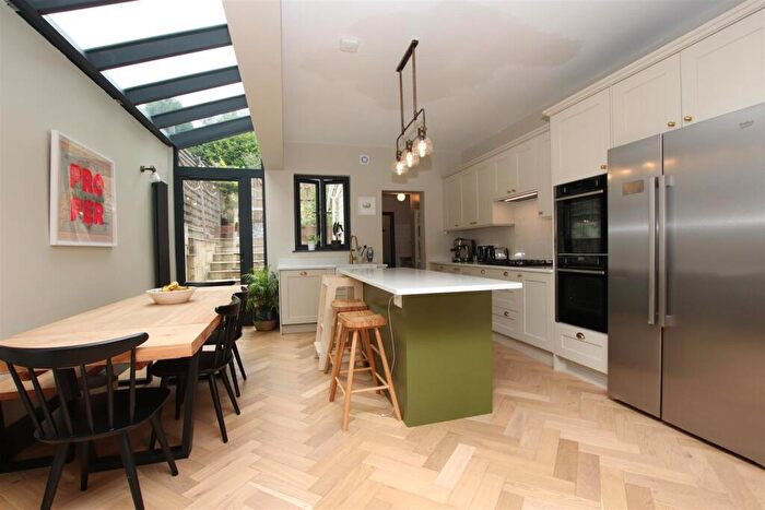 4 Bedroom House To Rent In Pulteney Grove, Bath, BA2