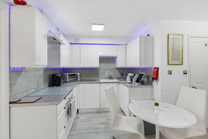 2 Bedroom Flat To Rent In Otter Close, London, E15