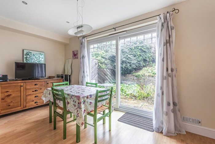 4 Bedroom Terraced House To Rent In Five Oaks Mews Bromley, BR1