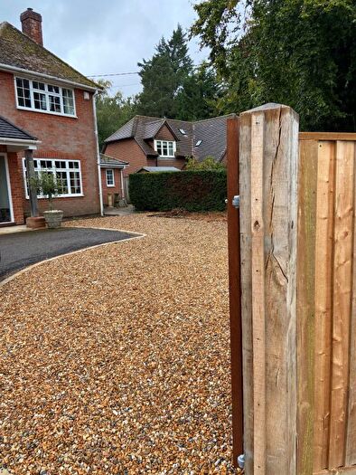 1 Bedroom Flat To Rent In Upper Wield, Alresford, Hampshire, SO24