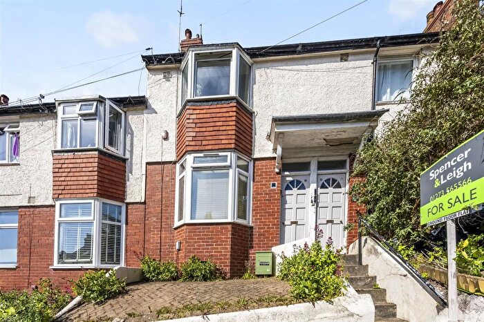 1 Bedroom Flat For Sale In Ladysmith Road, Brighton, East Sussex, BN2