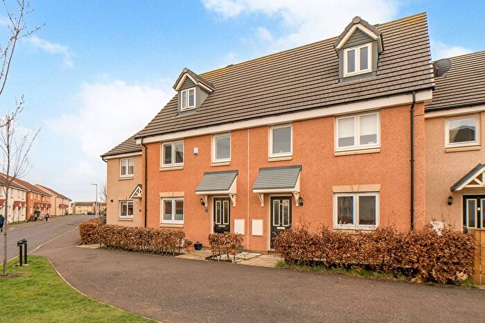 4 Bedroom Town House For Sale In Somerset Fields, Musselburgh, EH21