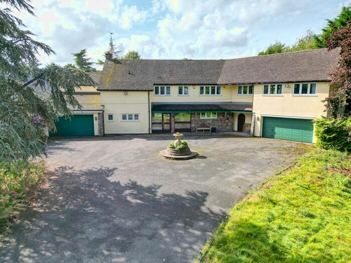 4 Bedroom Detached House To Rent In Uppingham Road, Leicester, LE5