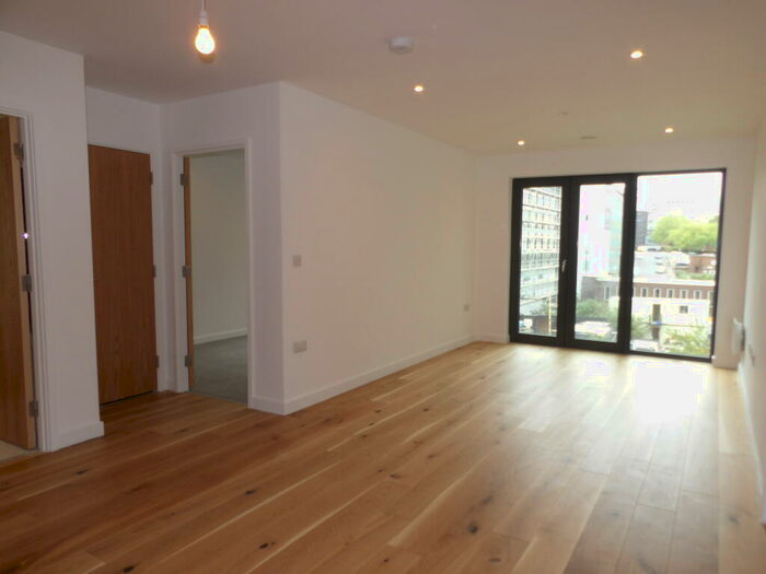 2 Bedroom Apartment To Rent In Axium, B1