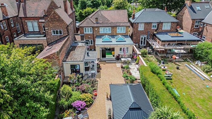 4 Bedroom Detached House For Sale In Woodthorpe Drive, Mapperley, Nottingham, NG3