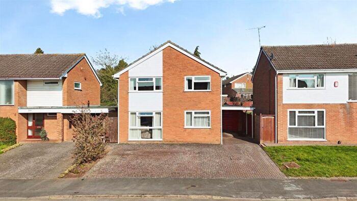 4 Bedroom Detached House For Sale In Valley Road, Lillington, Leamington Spa, CV32