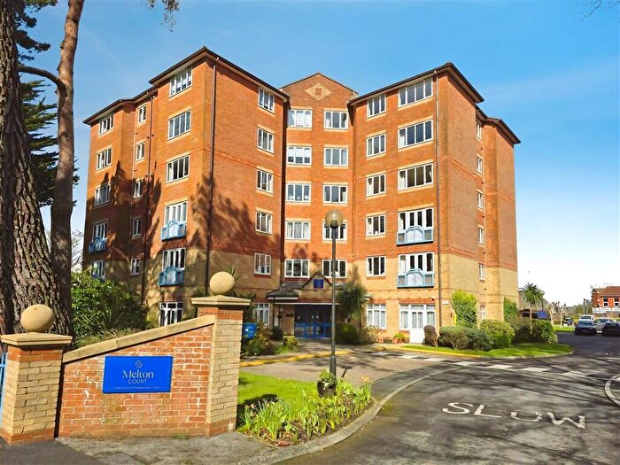 2 Bedroom Retirement Property For Sale In Lindsay Road, Poole, BH13