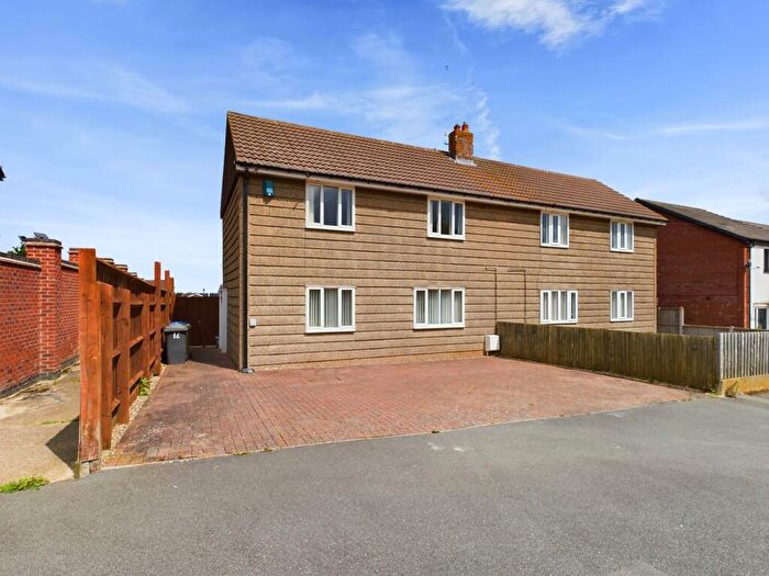 3 Bedroom Semi-Detached House To Rent In Hesketh Crescent, Towcester, NN12