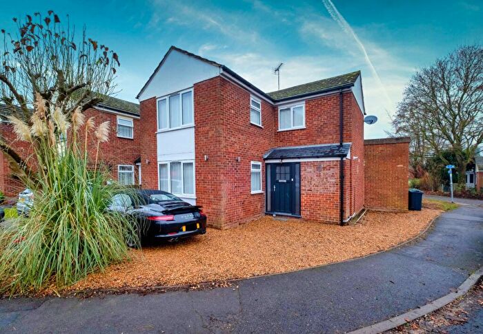 3 Bedroom End Of Terrace House For Sale In Cordons Close, Chalfont St. Peter, Gerrards Cross, Buckinghamshire, SL9