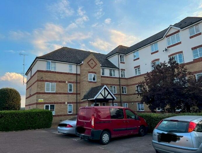 1 Bedroom Flat To Rent In Lewes Close, Grays, Essex, RM17