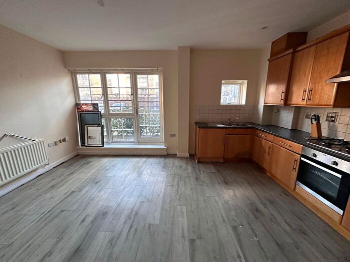 1 Bedroom Flat To Rent In Malt House Place, Romford, RM1