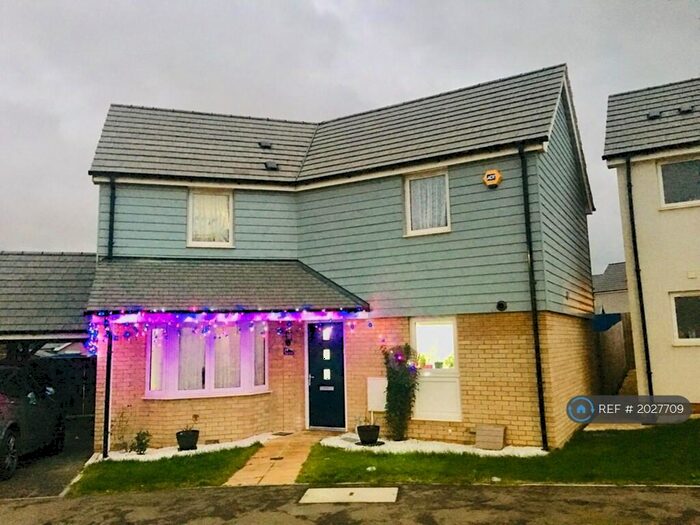 3 Bedroom Detached House To Rent In Whitehouse, Whitehouse, Milton Keynes, MK8