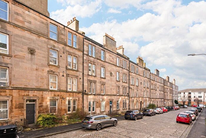 1 Bedroom Flat To Rent In Downfield Place, Edinburgh, Midlothian, EH11