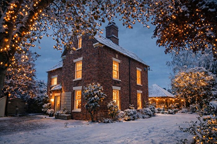 5 Bedroom Detached House For Sale In Discover Your Dream Home This Christmas At Forge Mill House, NG6