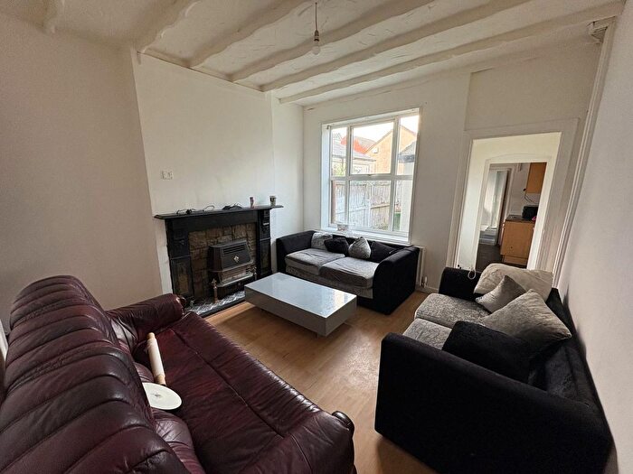 3 Bedroom Terraced House To Rent In Gipsy Lane, Willenhall, WV13