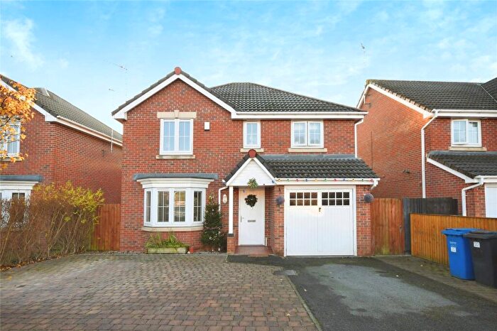 4 Bedroom Detached House For Sale In Trevorrow Crescent, Chesterfield, Derbyshire, S40