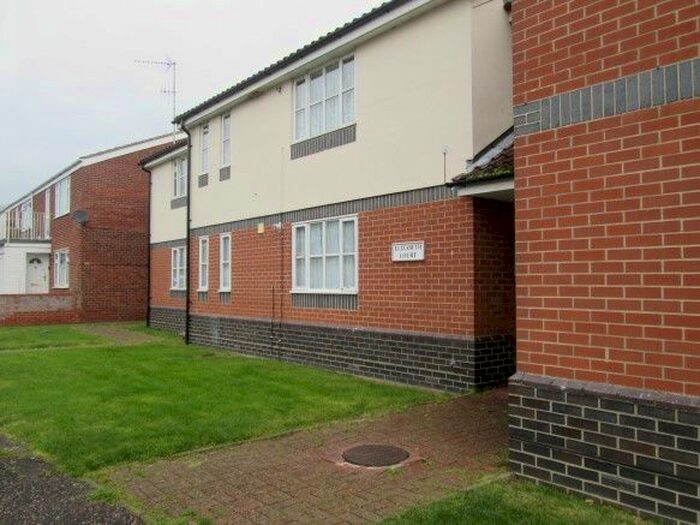 1 Bedroom Flat To Rent In Elizabeth Road, Dovercourt, Harwich, CO12