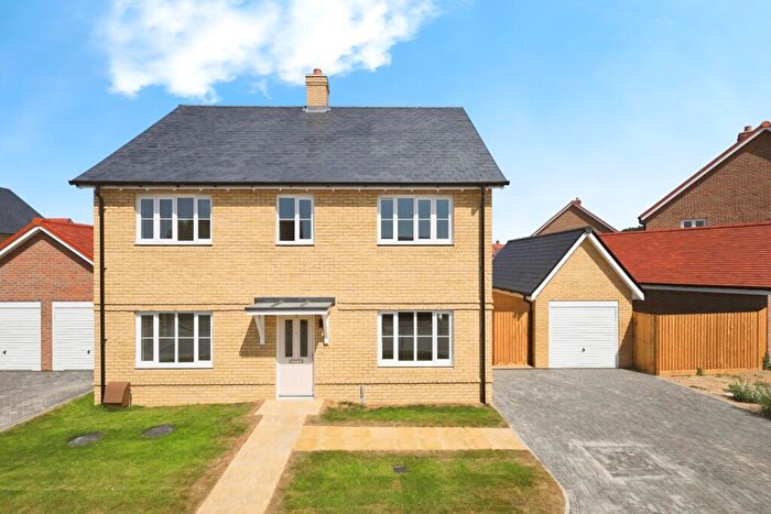 4 Bedroom Detached House For Sale In Park Road, Hellingly, East Sussex, BN27