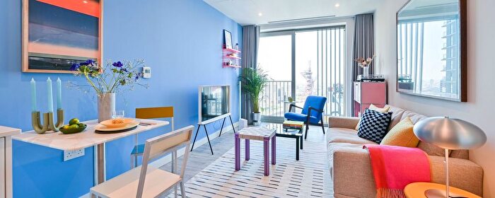 1 Bedroom Flat To Rent In Cherry Park Lane, Stratford, London, E20
