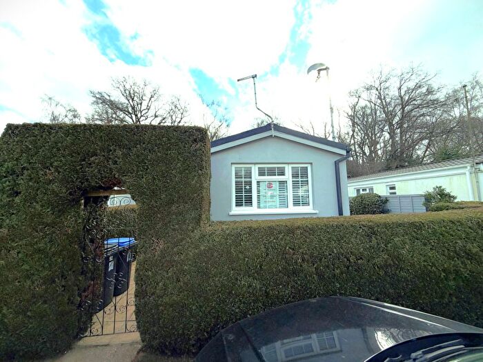 2 Bedroom Park Home For Sale In Warren Farm Home Park, Warren Lane, Pyrford, Woking, GU22